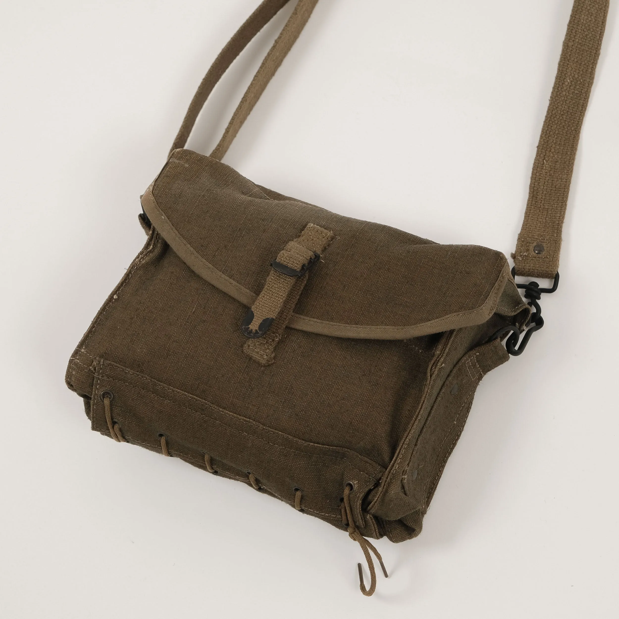 FRENCH MESSENGER BAG