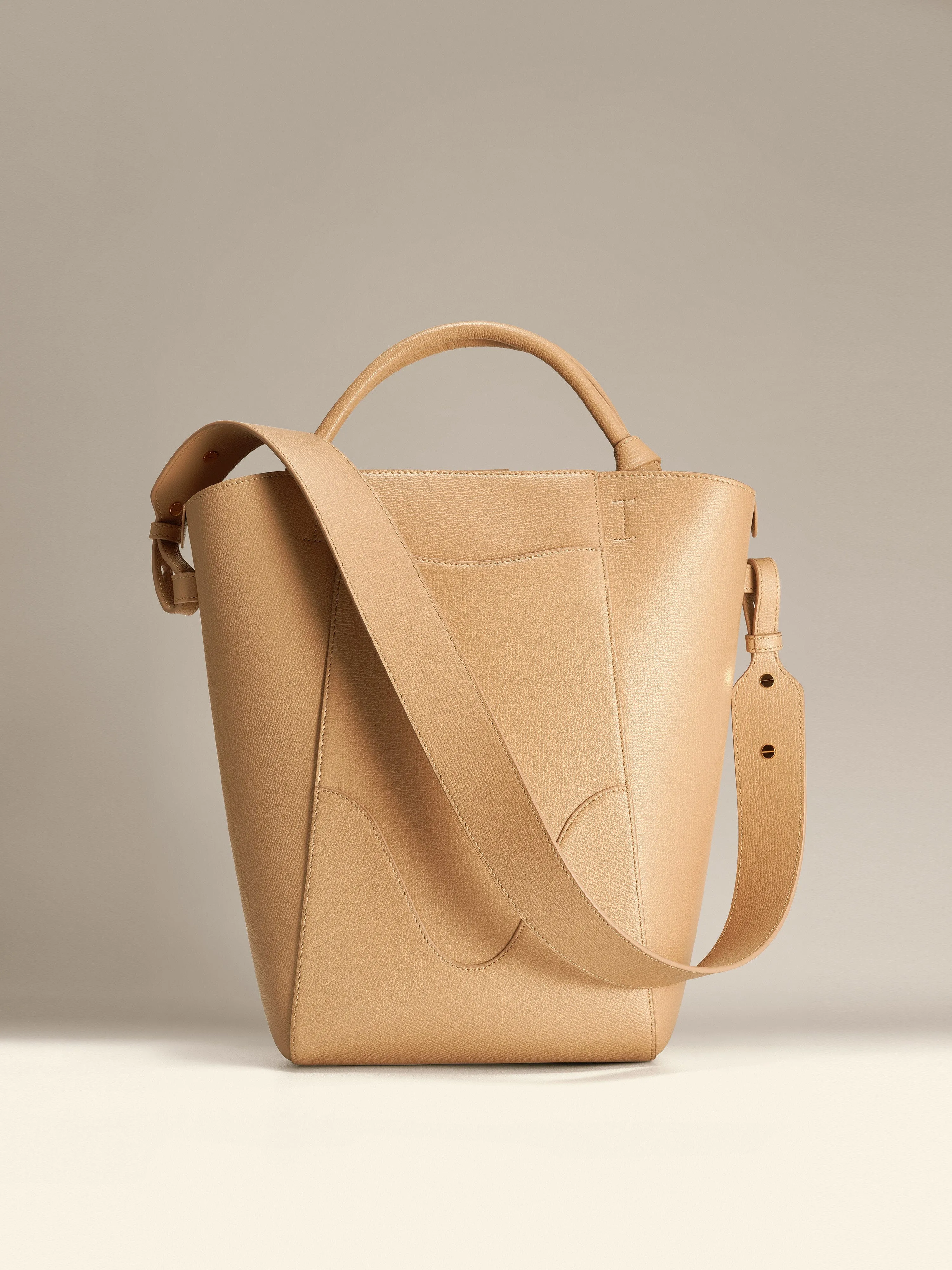 Marina Bucket Bag Champagne