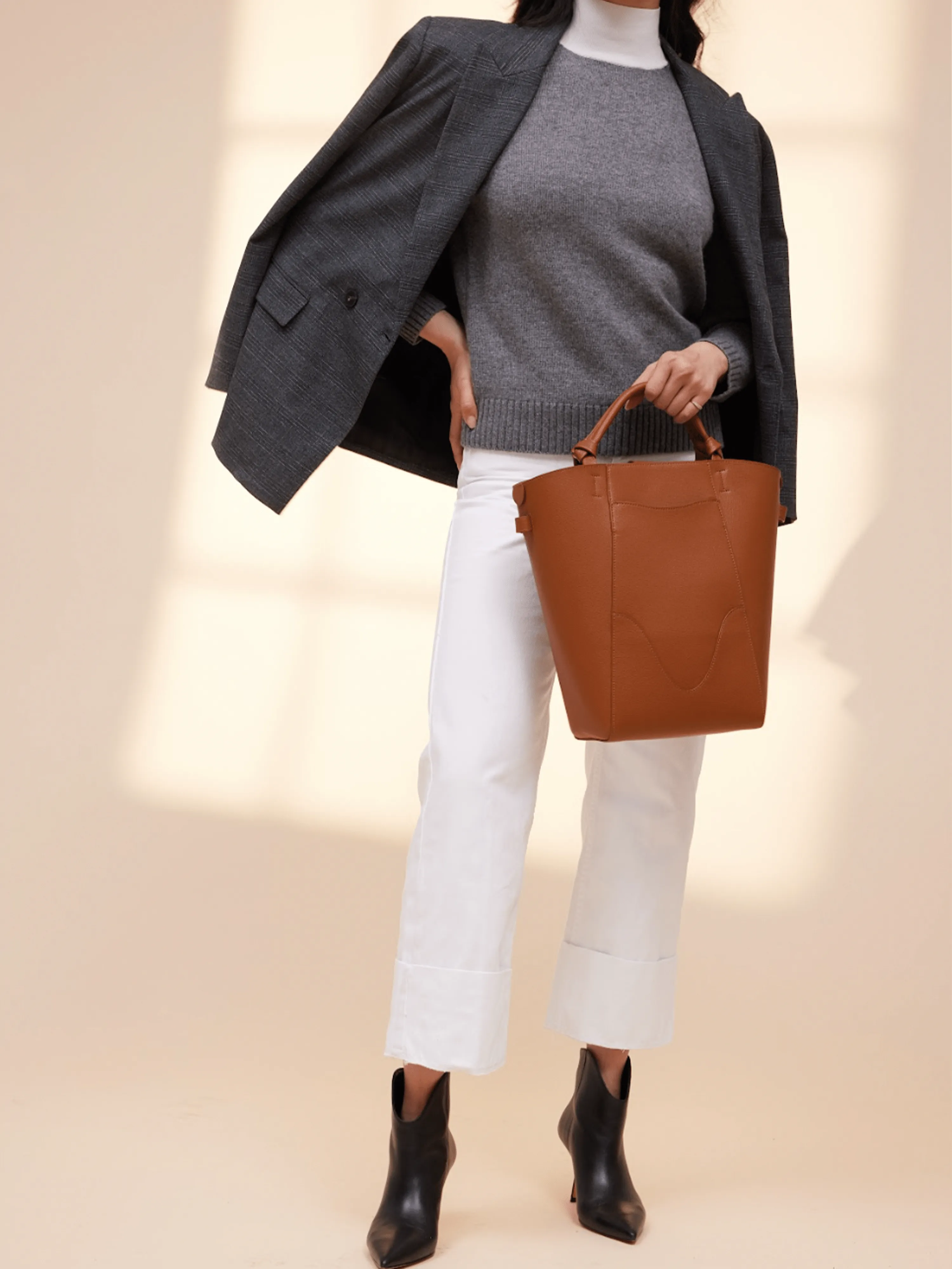 Marina Bucket Bag Chestnut