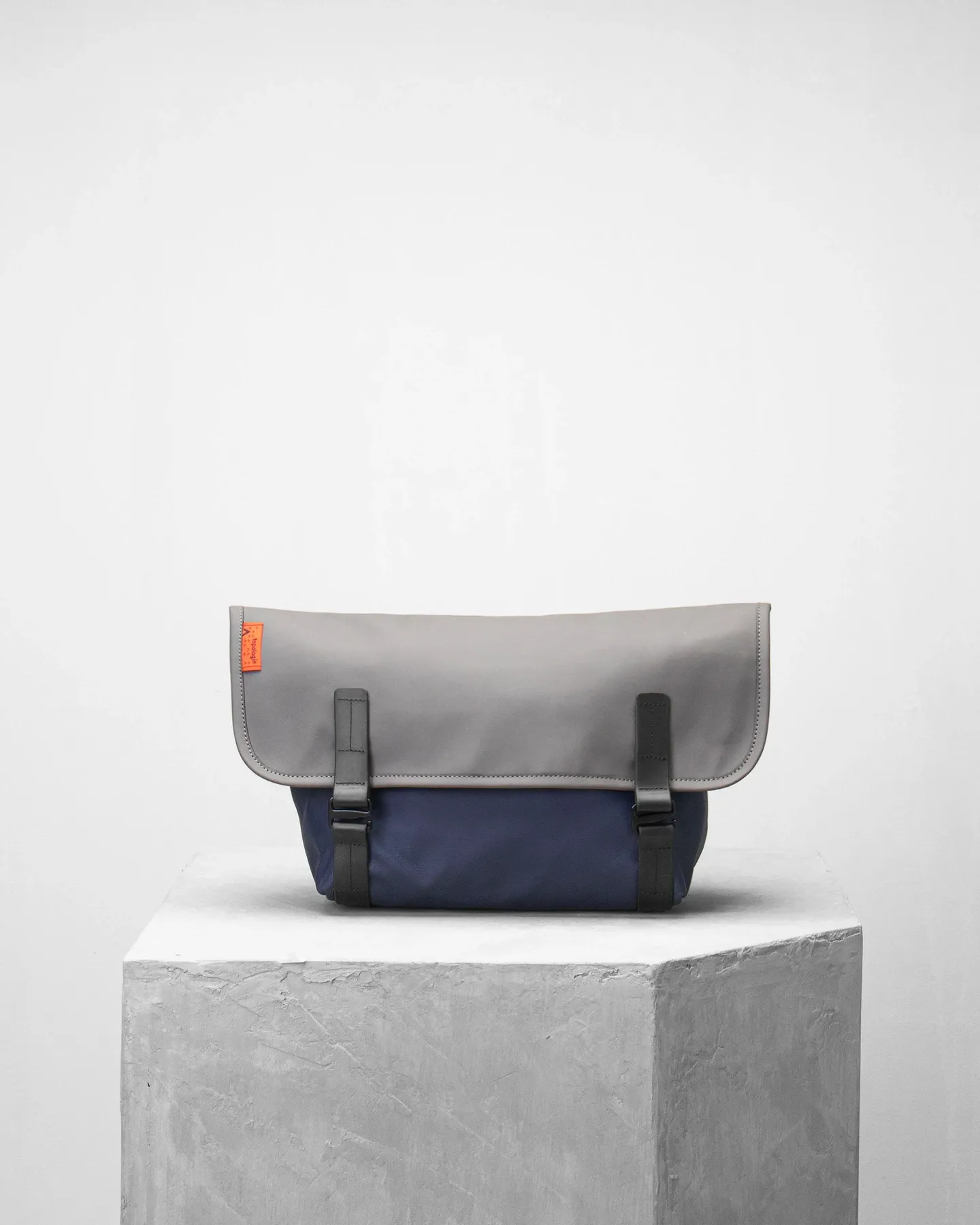 Pacer Messenger Dry