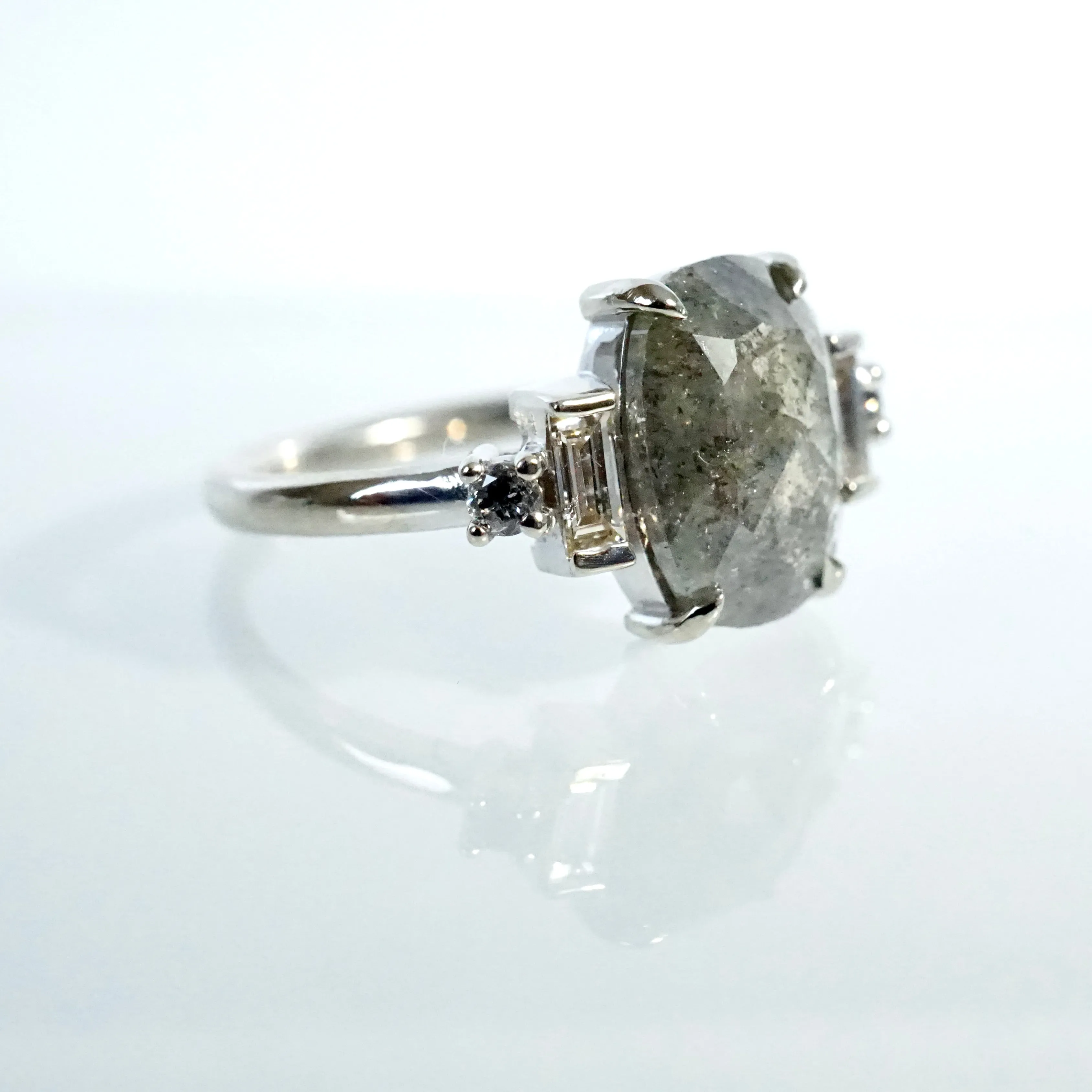 Salt and Pepper Diamond Ring - Gray Diamond Engagement ring - Unique Rose Cut Diamond Ring - Five Stone Diamond Ring