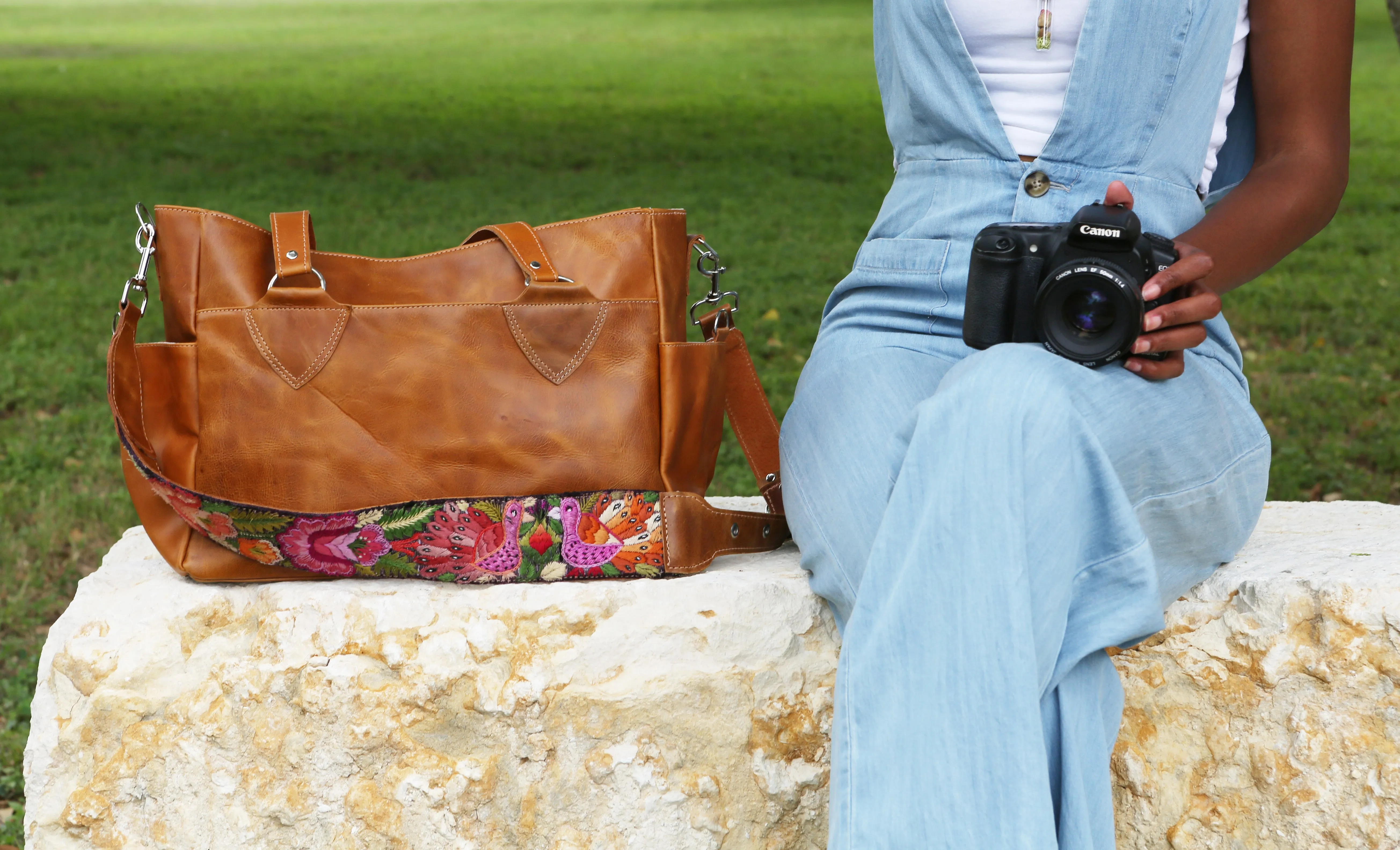 Santiago Camera Bag