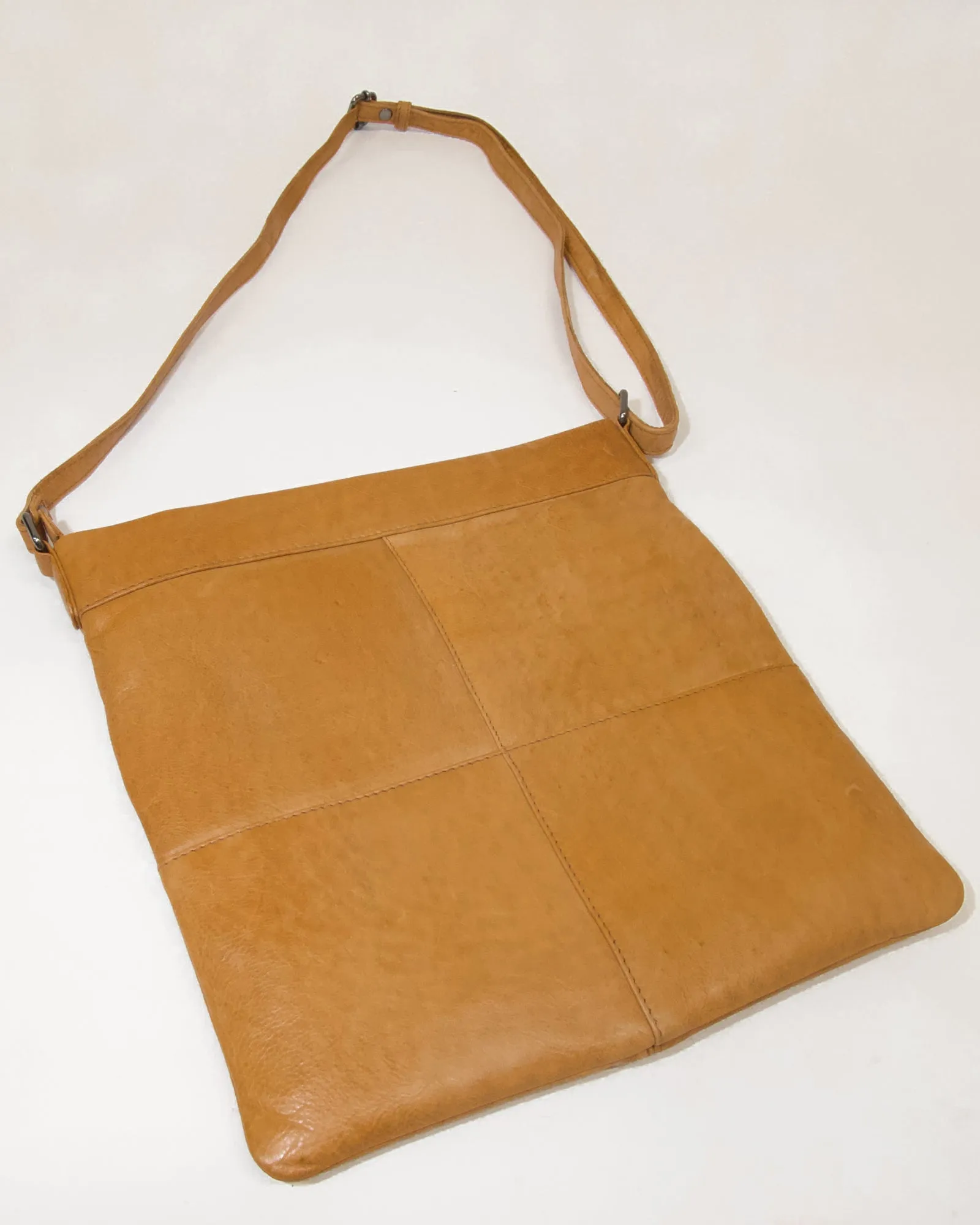 SOFT WASH LEATHER CROSS BODY